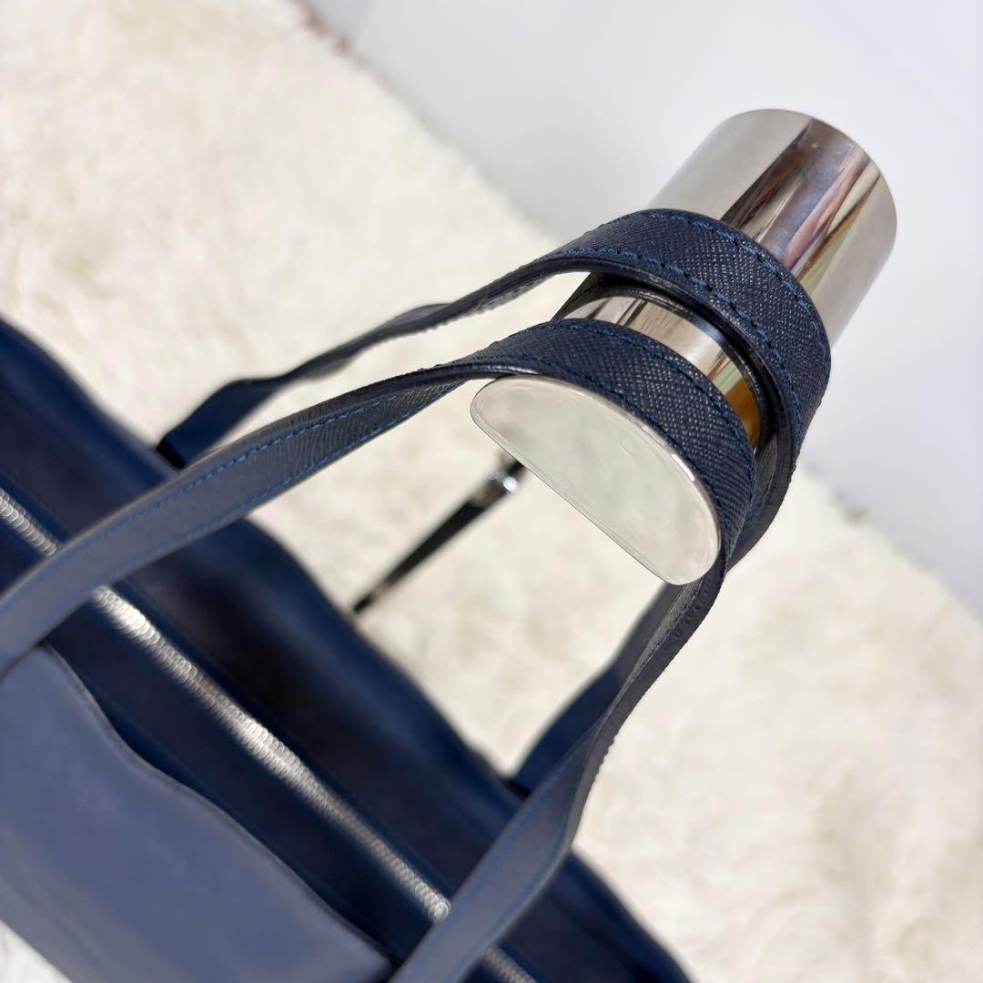 ヴィヴィアンウエストウッド レザー トートバッグビジネスバッグ レザー オーブ