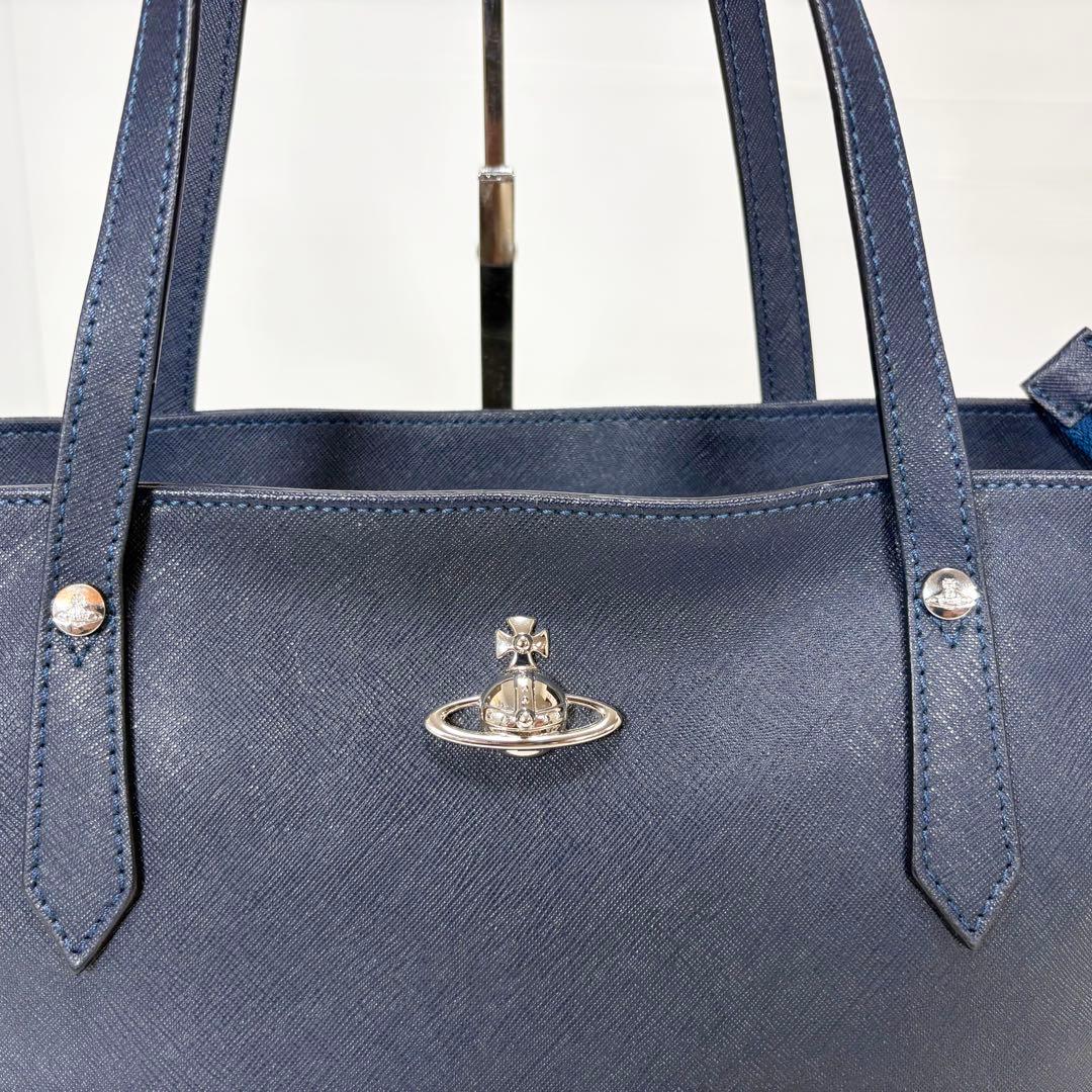 ヴィヴィアンウエストウッド レザー トートバッグビジネスバッグ レザー オーブ