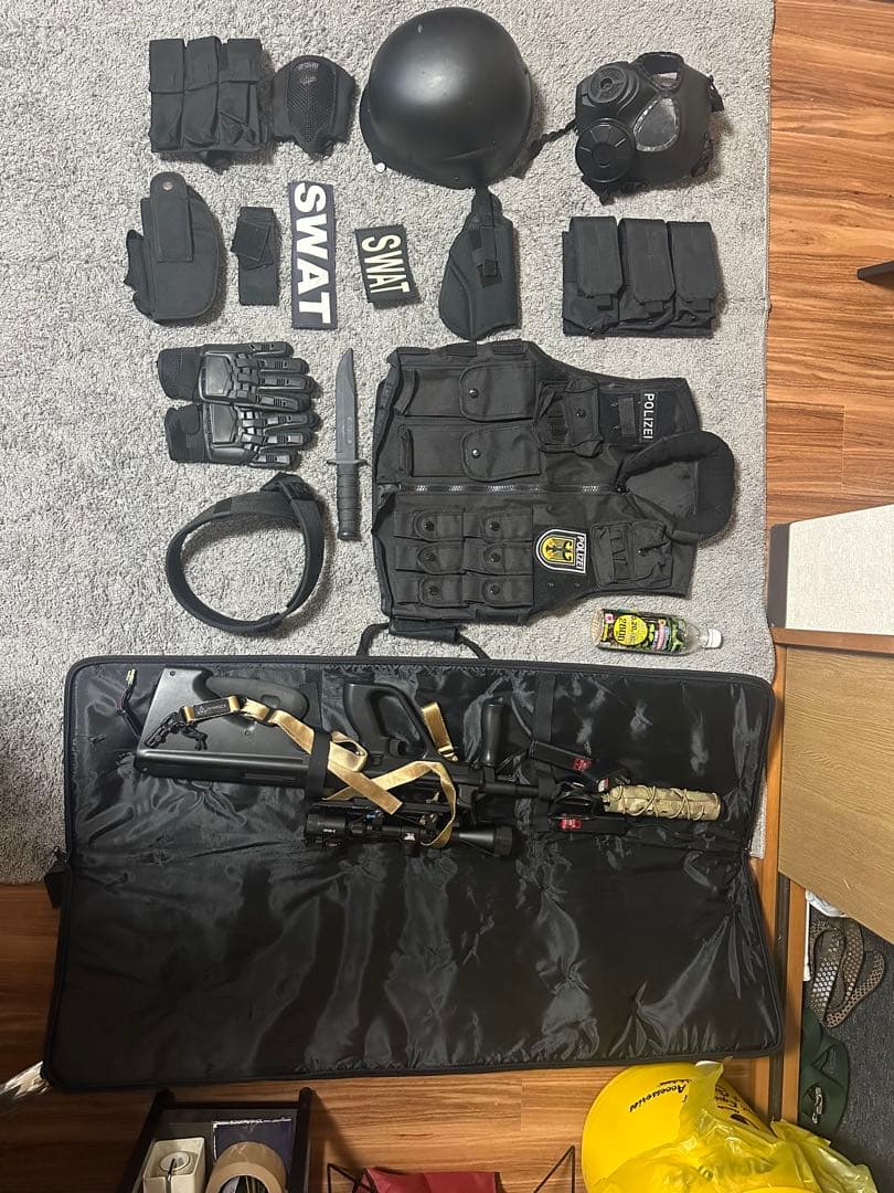 引退セット SWAT タクティカル装備一式 電動AUG