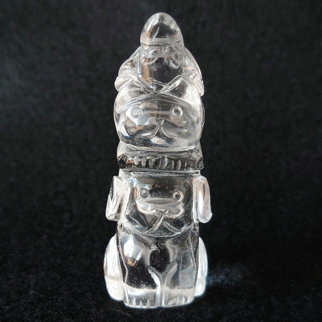 超透明クリア水晶　犬猫亀　の珍しい彫り物　素敵な逸品