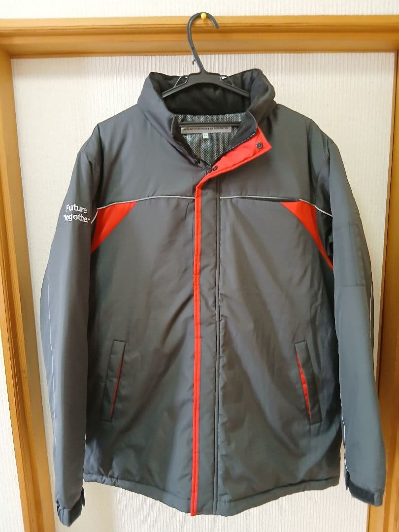 MITSUBISHI FUSO ジャンパー 2L ブラック/レッド カラー