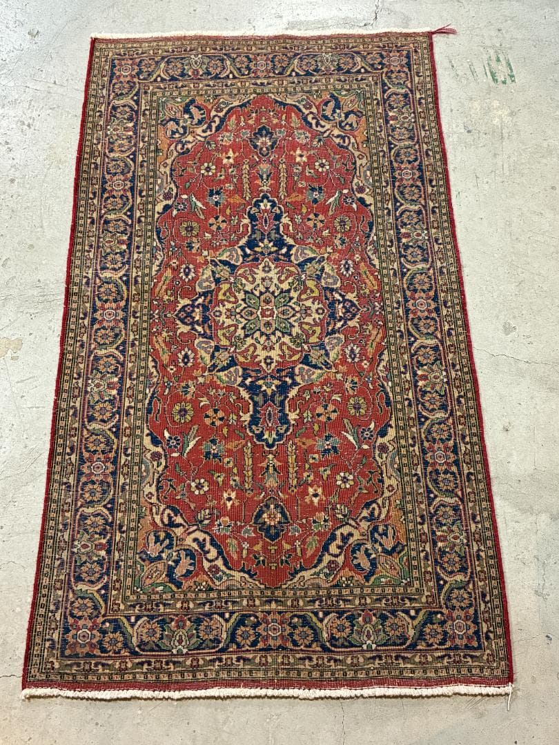 ✦vintage rug✦　150cm×87cm　インド・サルークラグ
