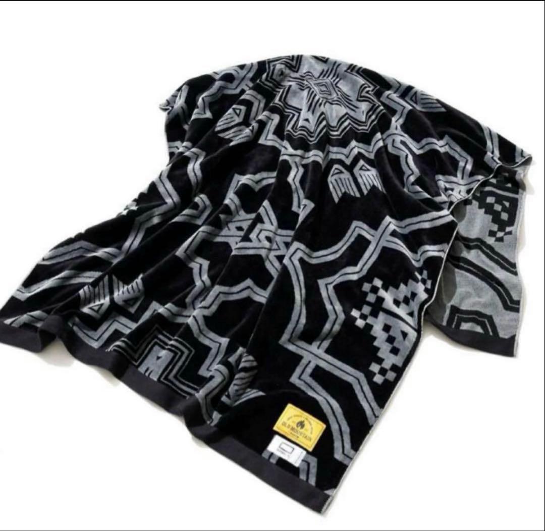 OLD MOUNTAIN × BOTANIZE kakemono