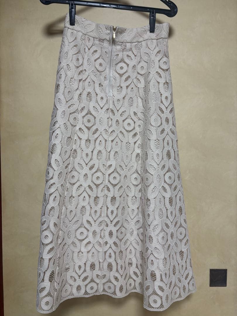 ルルウィルビー サークルレーススカート　アイボリー　アルアバイル