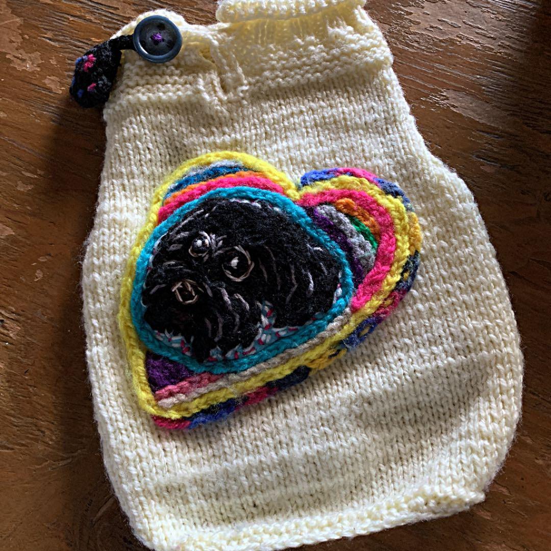 専用❣️わんちゃん〜ニットお洋服♪顔刺繍に肉球チャーム付き❤