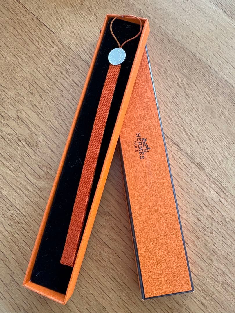 新品未使用⭐︎ HERMES エルメスセリエオレンジ ストラップ 専用ボックス付き