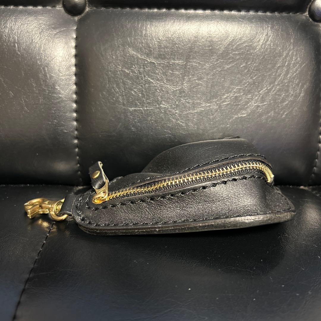 ヘルツ　小銭入れ ギョウザ型