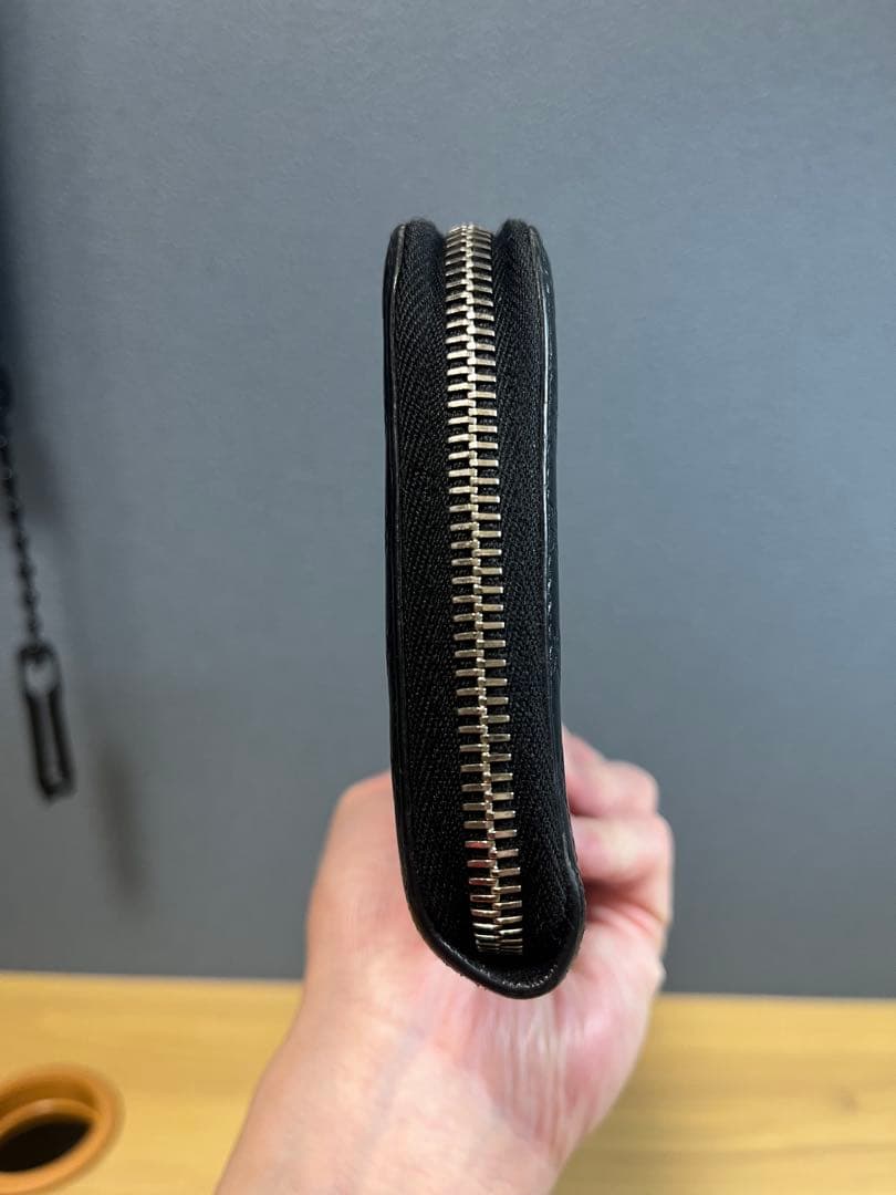 グッチ マイクロシマ GG柄 ラウンドジップ 長財布 レザー ブラック