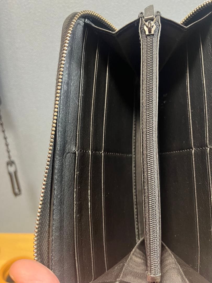 グッチ マイクロシマ GG柄 ラウンドジップ 長財布 レザー ブラック