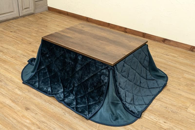 《新品送料無料》Regalia　ヴィンテージ柄コタツ　80×60　掛け布団セット