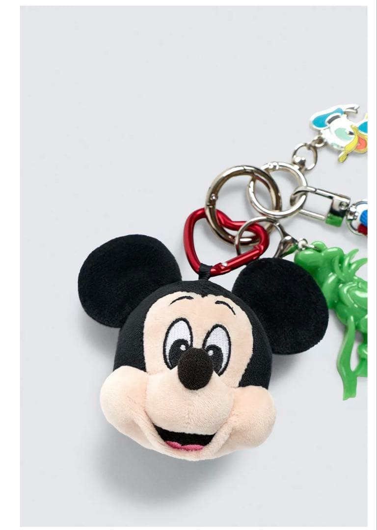 ZARAディズニー コラボ マルチチャーム キーホルダー ミッキーマウス 新品