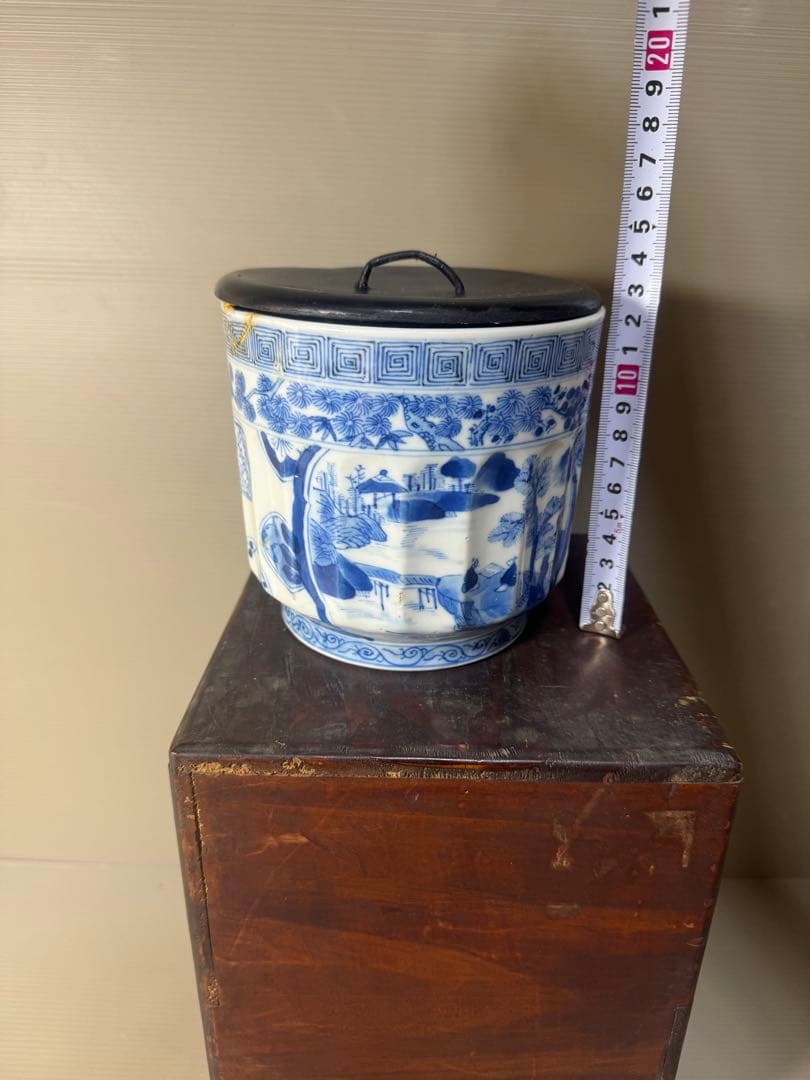 2412 五良大甫　呉祥瑞造　染付人物　水指　時代物