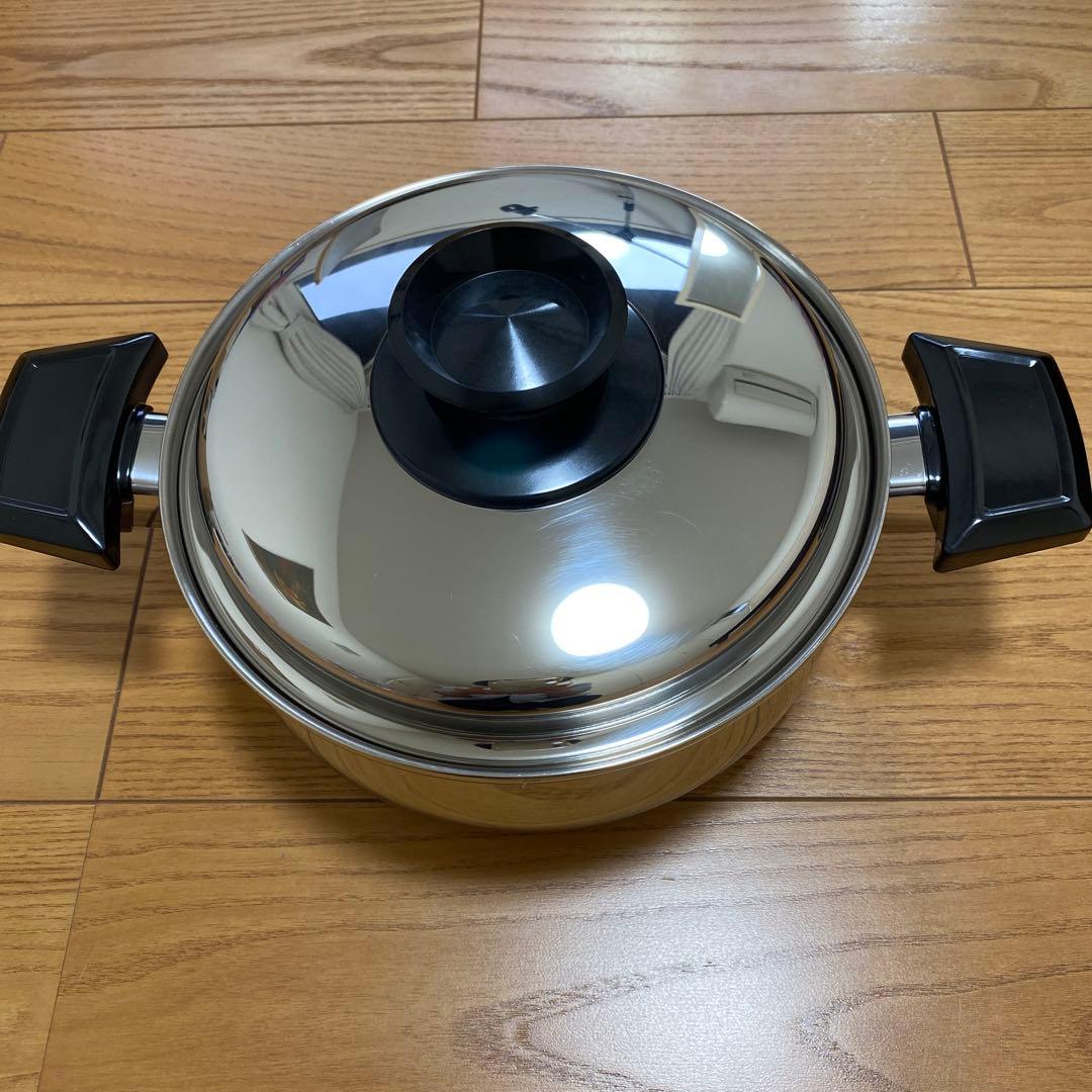 IHガス両用　ロイヤルクイーン 新品 2コート 蓋付き