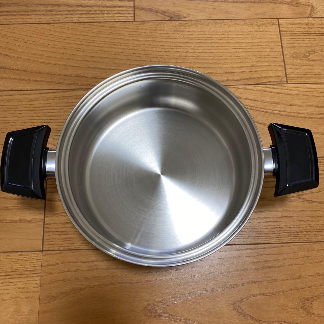 IHガス両用　ロイヤルクイーン 新品 2コート 蓋付き