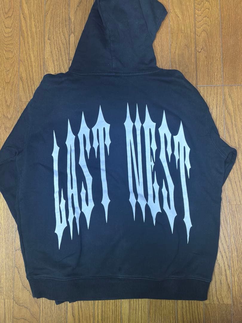 LAST NEST ブラックパーカー Lサイズ バックロゴ