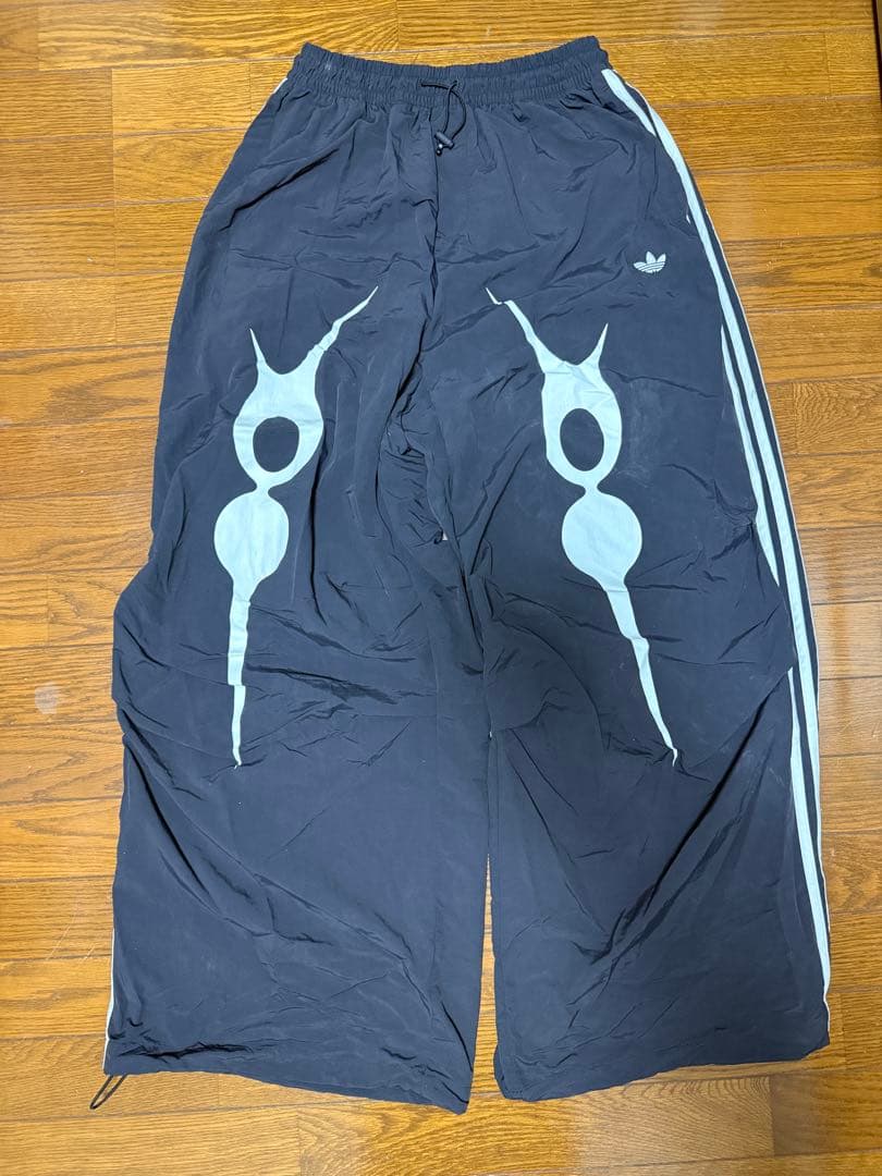 adidas OFFGOD:TATE 2025 トラックジョガー