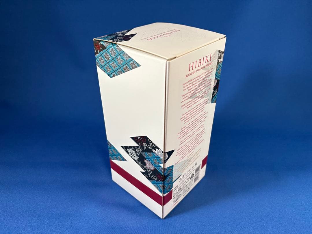 【大放出】サントリー　響　BLOSSOM HORMONY 2023 700ml