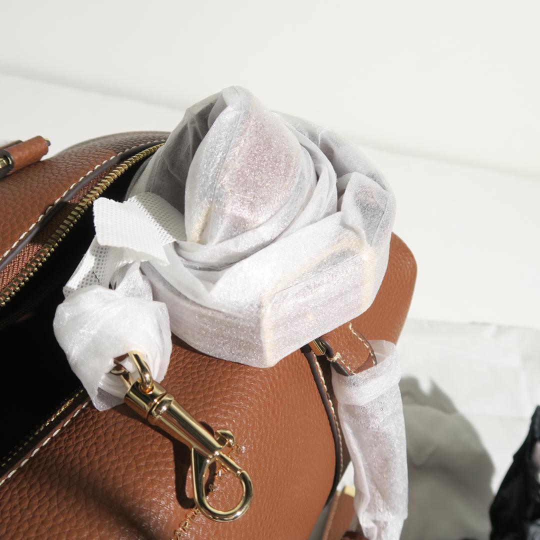 CHARLES & KEITH Chance チャンス レザーボウリングバッグ