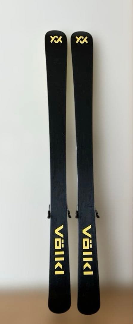 Völkl イエロー スキー板　ツインチップ