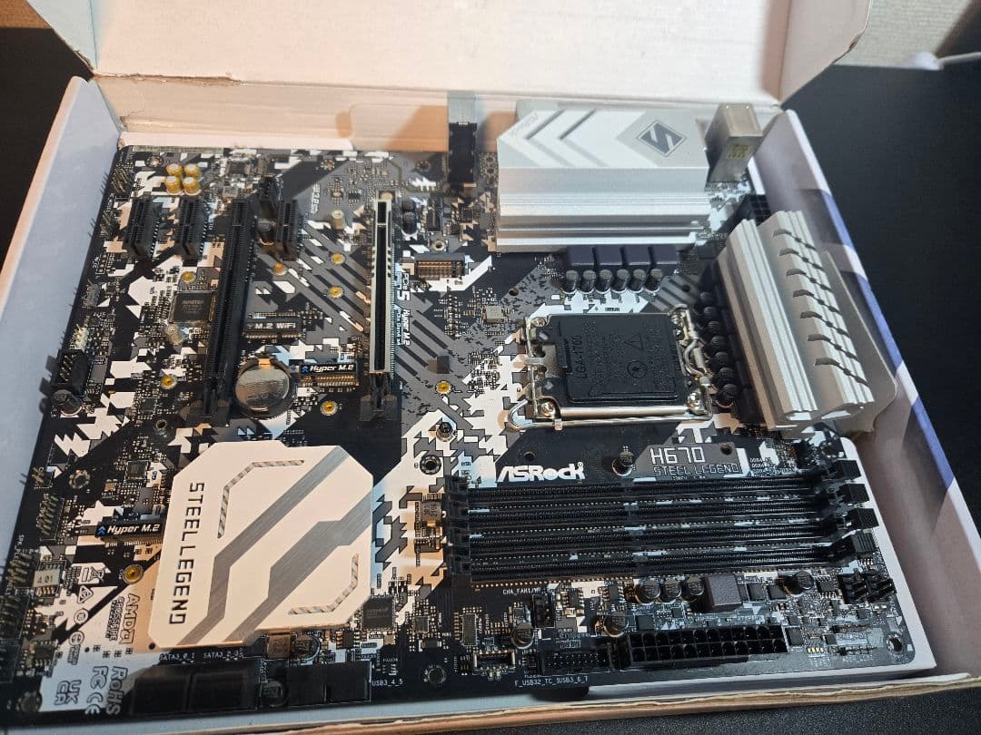 マザーボード ASRock H670 Steel Legend Intel LGA1700