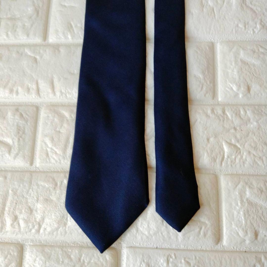 ドレイクス【美品】ネクタイ　シルク100%　イングランド製　ネイビー系