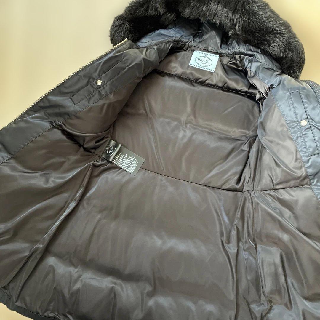 プラダ　ダウン　コート　29P117 正規品　フード　岡部あゆみ　濃紺　ファー