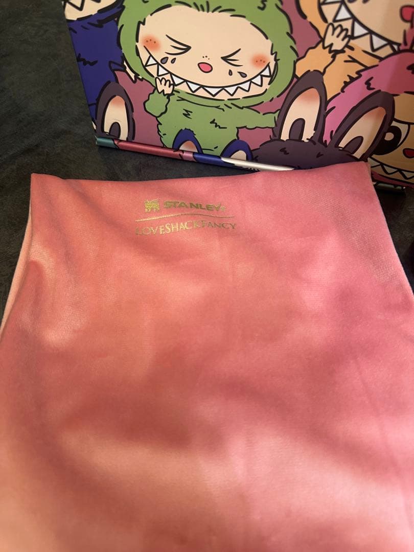 新同/ ラブブ LOVESHACKFANCY STANLEY ステンレス ボトル