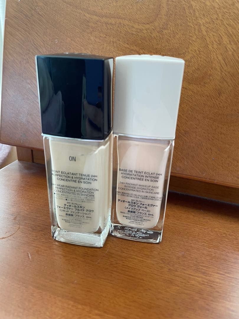 【美品】Dior フォーエバー　グロウタイプ　化粧下地 ファンデーション