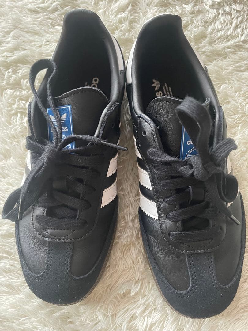 最終価格　未使用　adidas スニーカー　サンバ