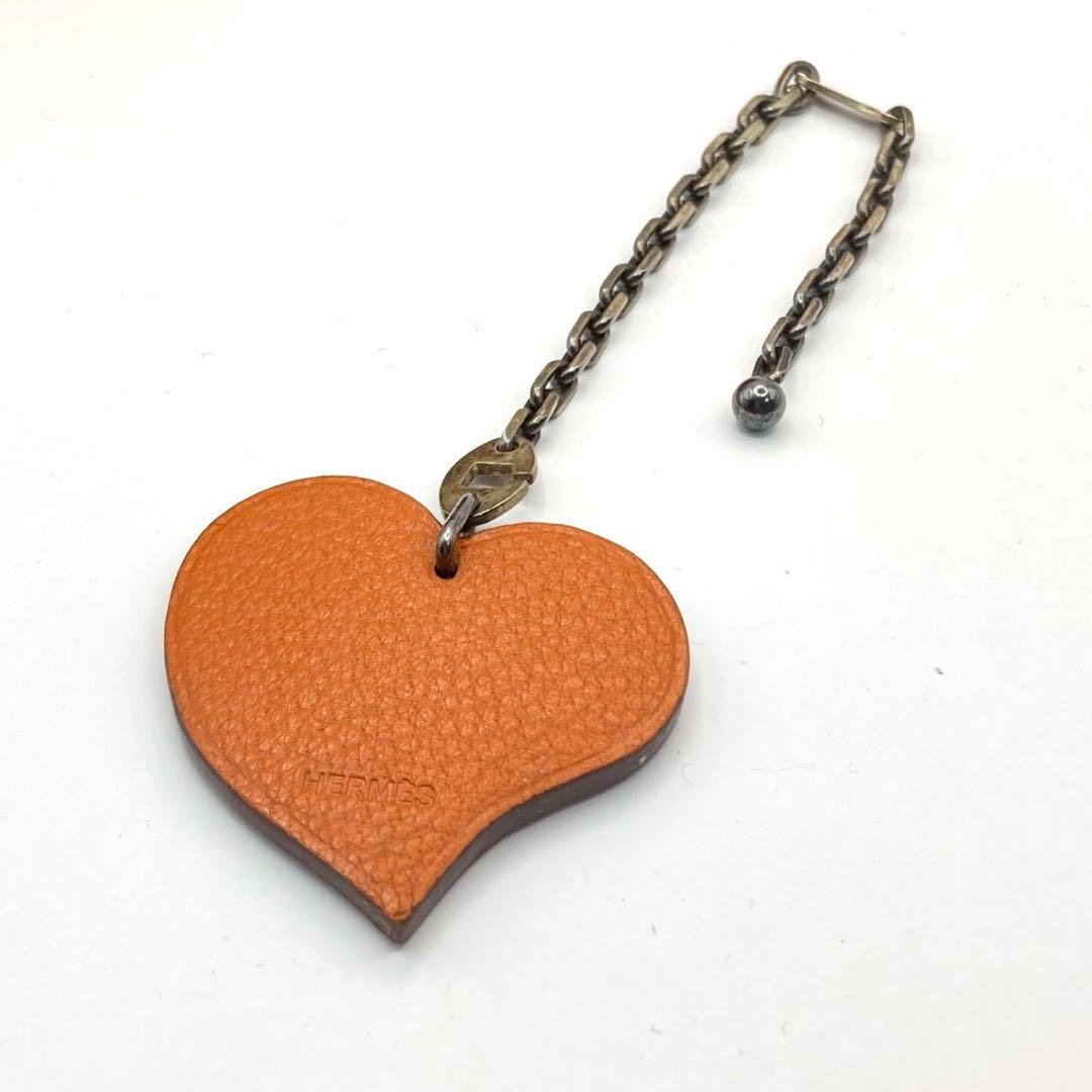 【美品】エルメス　レザーキーホルダー　ハート　バレンタイン限定　オレンジ×ピンク