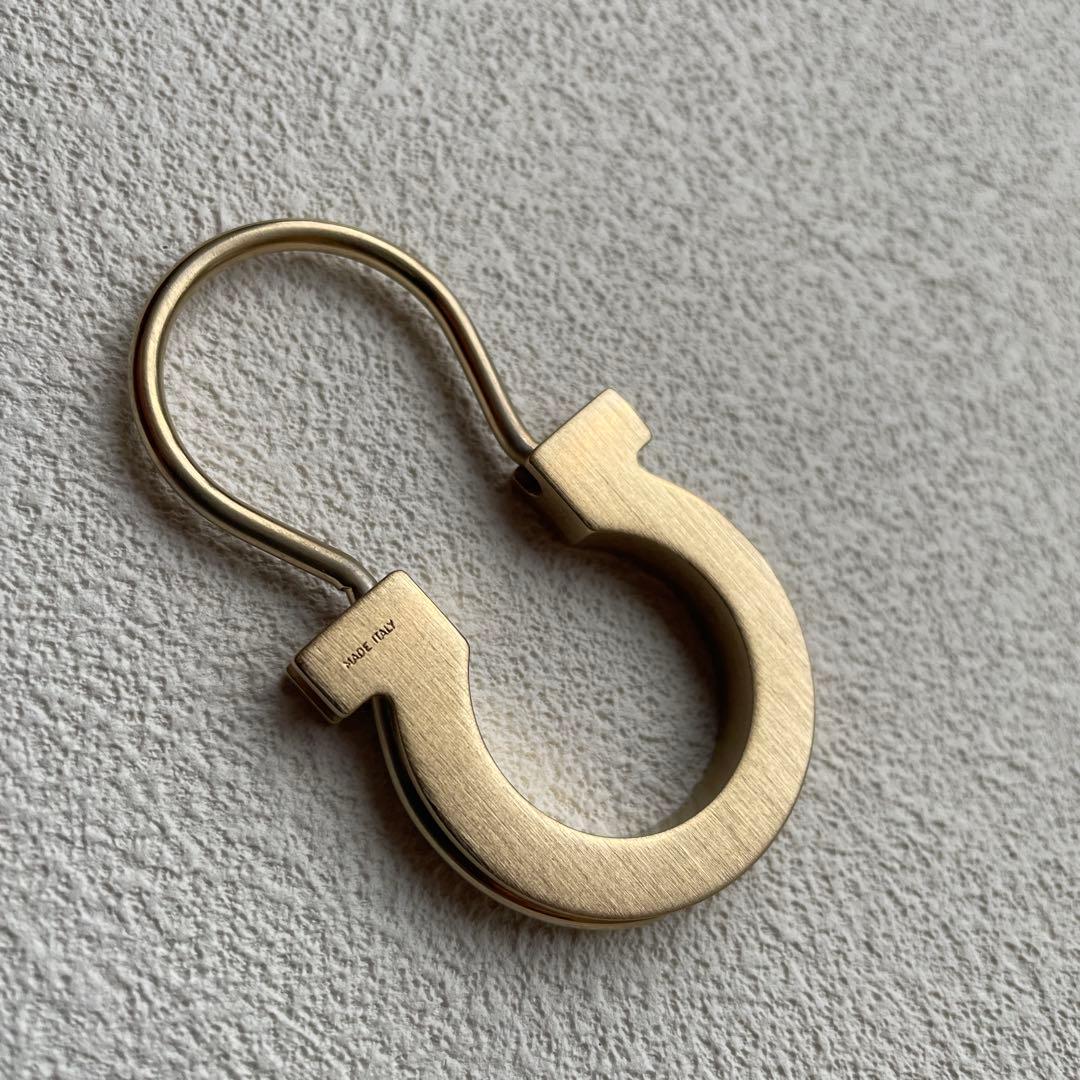 激レア✨️Ferragamo　KEYRING✨️フェラガモキーホルダーガンチーニ
