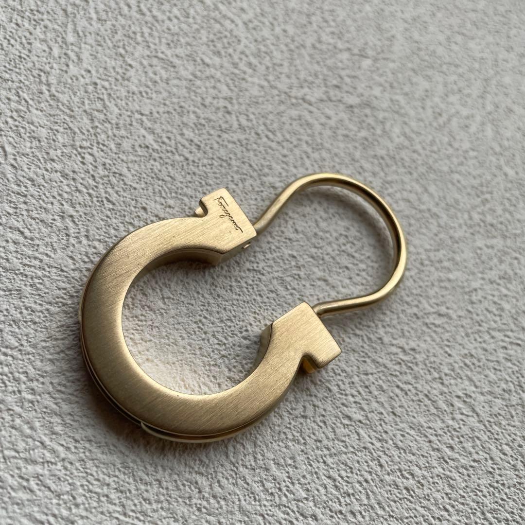 激レア✨️Ferragamo　KEYRING✨️フェラガモキーホルダーガンチーニ
