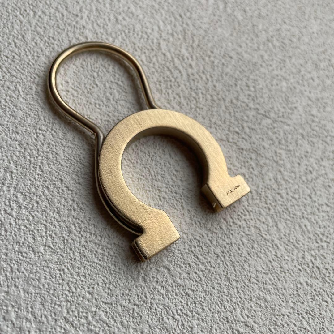 激レア✨️Ferragamo　KEYRING✨️フェラガモキーホルダーガンチーニ