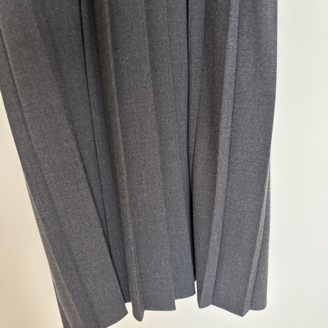 ダークグレー プリーツマキシスカート