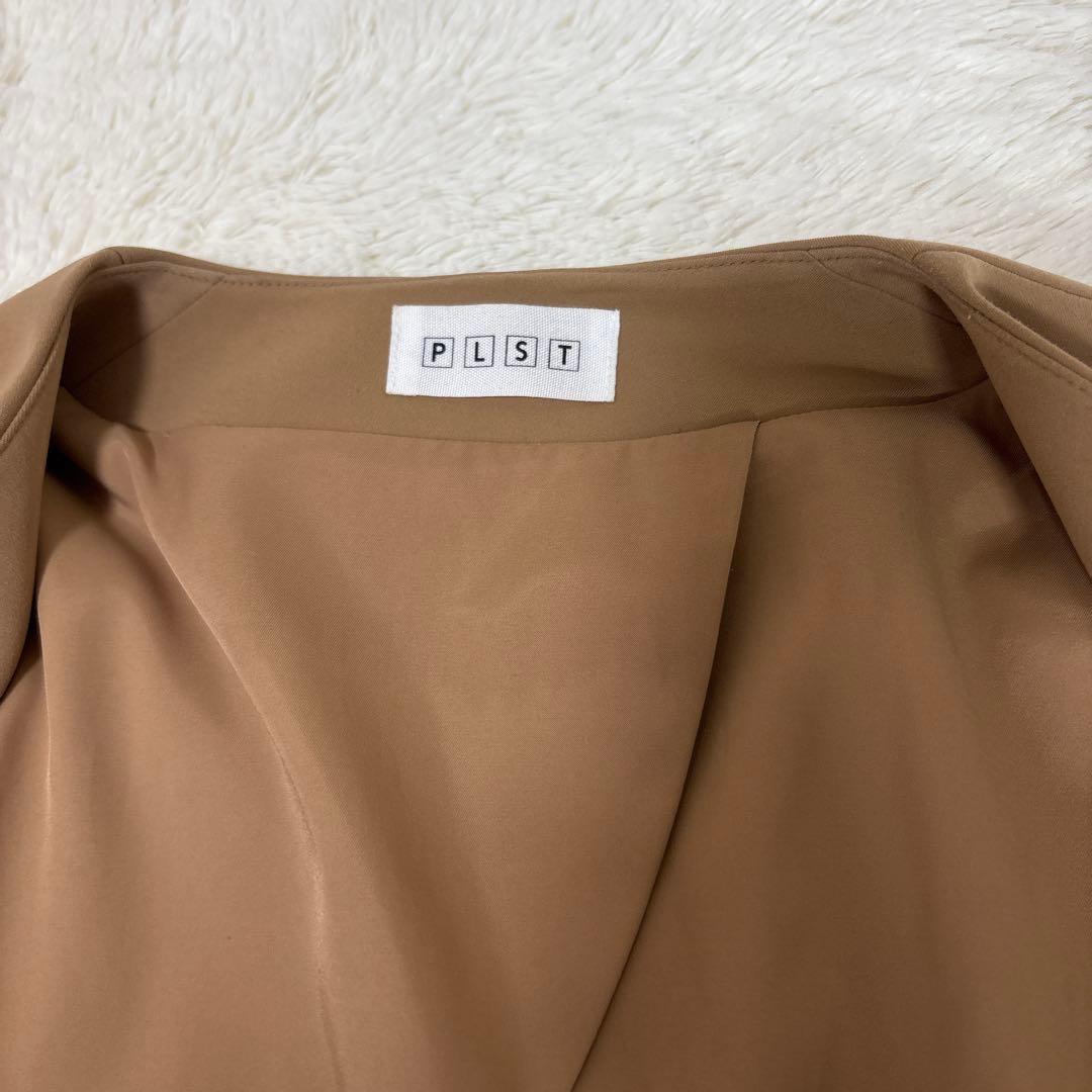 美品　プラステ　ノーカラー　セットアップXS　ベージュ　ポリエステル　ベルト