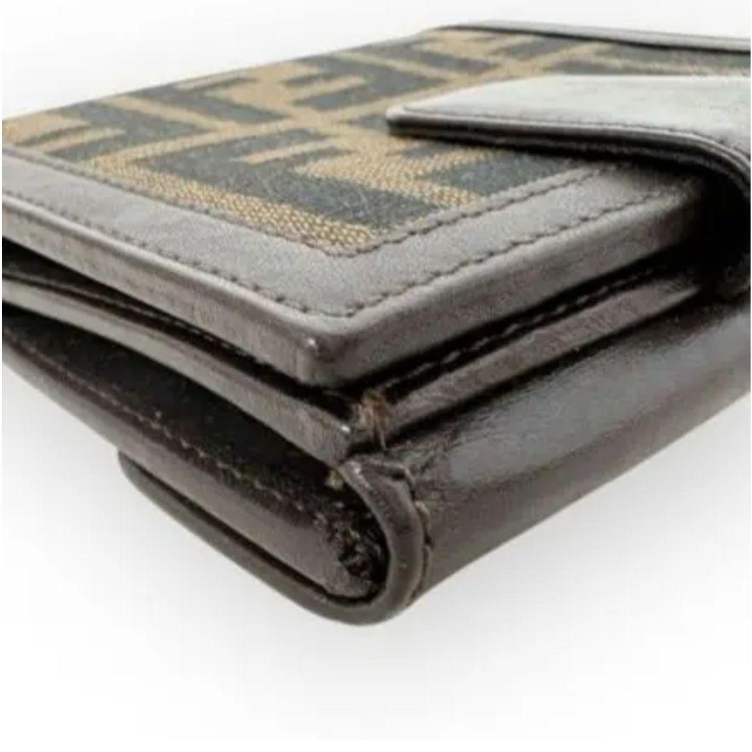 【希少/美品】FENDI フェンディ ズッカ柄 FFロゴ 二つ折り財布 元箱付き