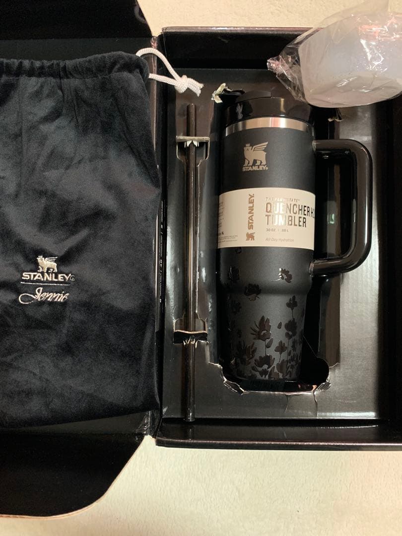 Stanley JENNIEコラボタンブラー887mlBLACKPINK ジェニ