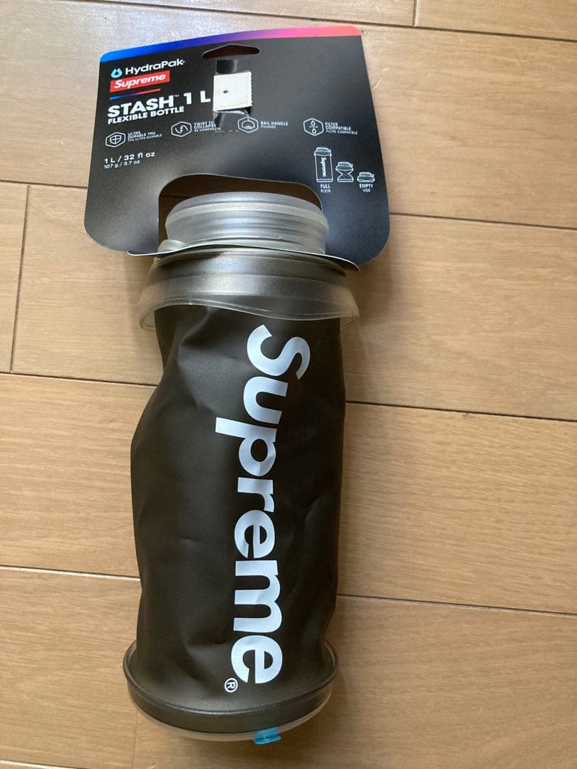 supreme/Hydrapak Stash 1L 折りたたみ水筒