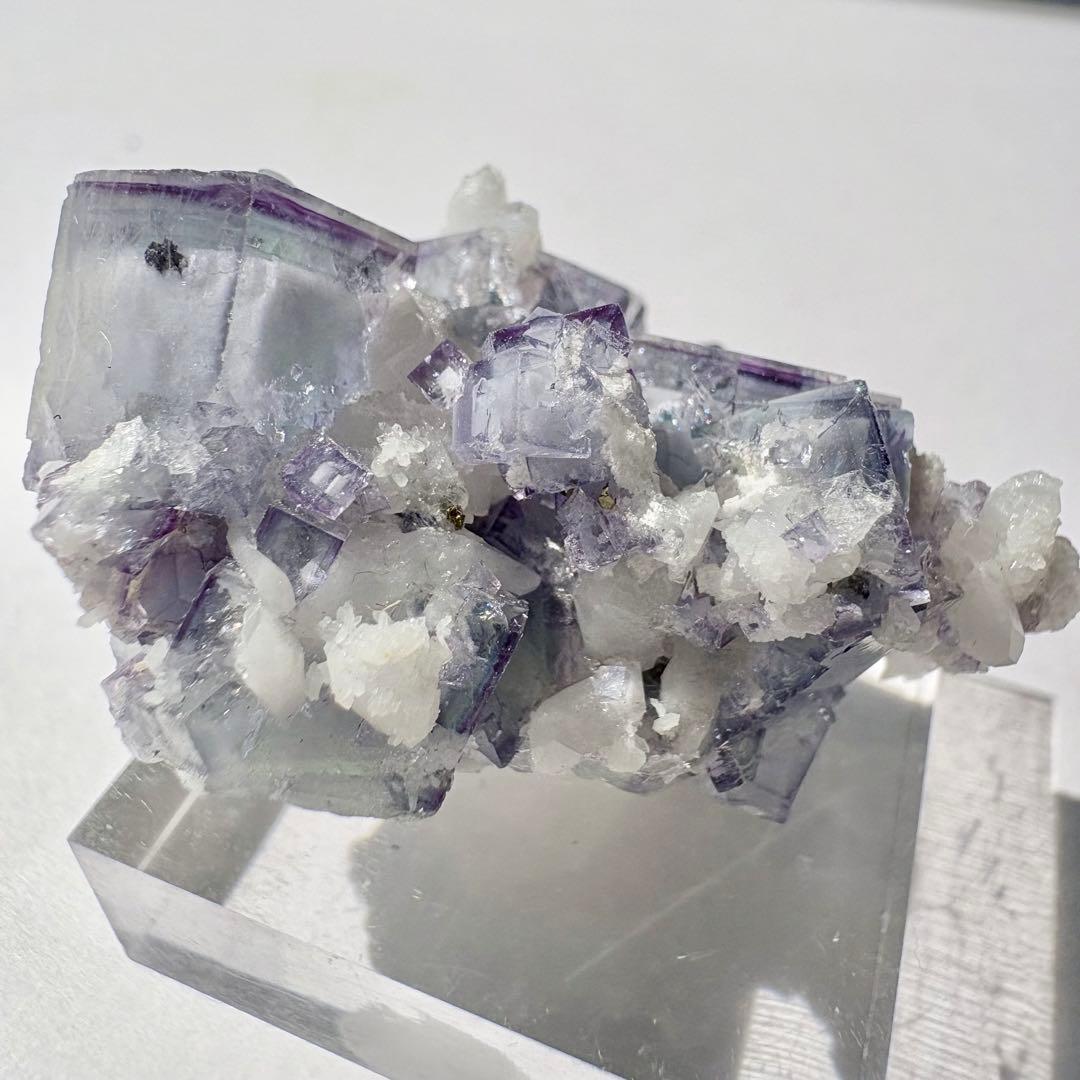 475 中国　ヤオガンシャン産　ポーセリン　フローライト