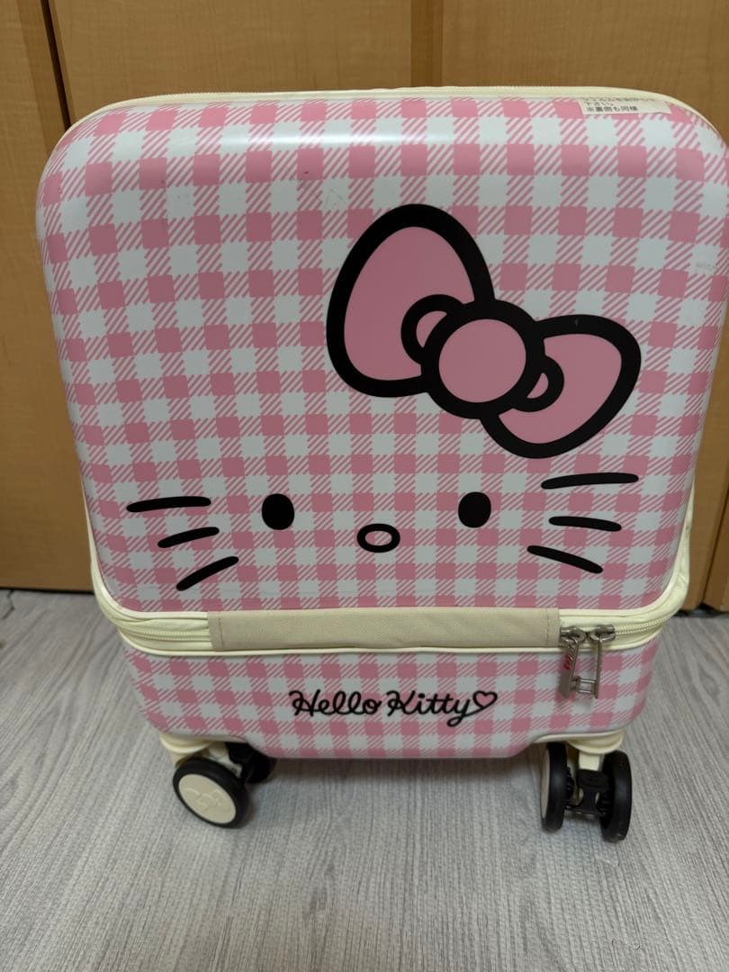 Hello Kitty チェック柄 キャリーケース