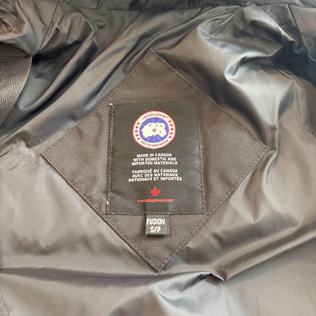 ●美品● カナダグース　ダウンコート　ブラック　レディース