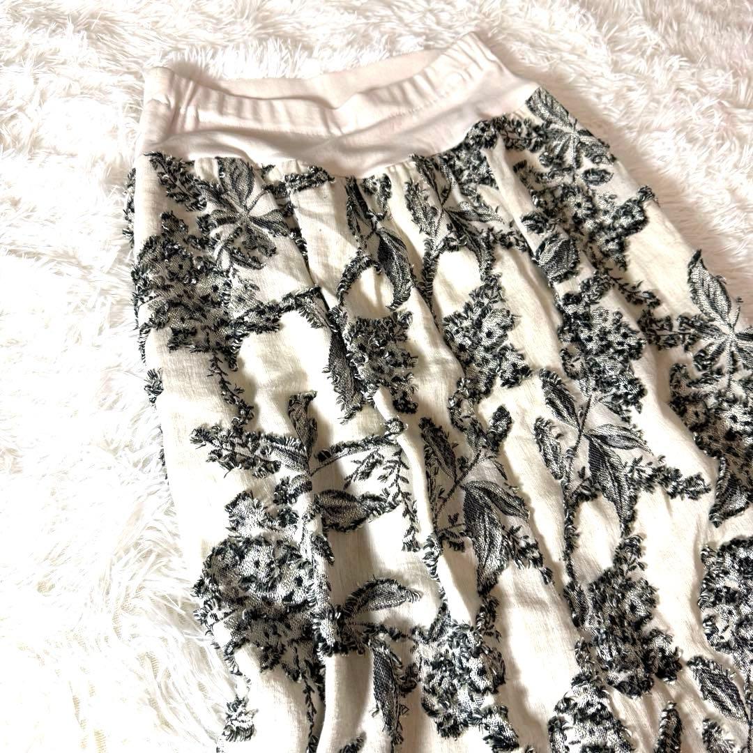 BEARDSLEY ビアズリー フリンジカットジャガード スカートパンツ花柄 F