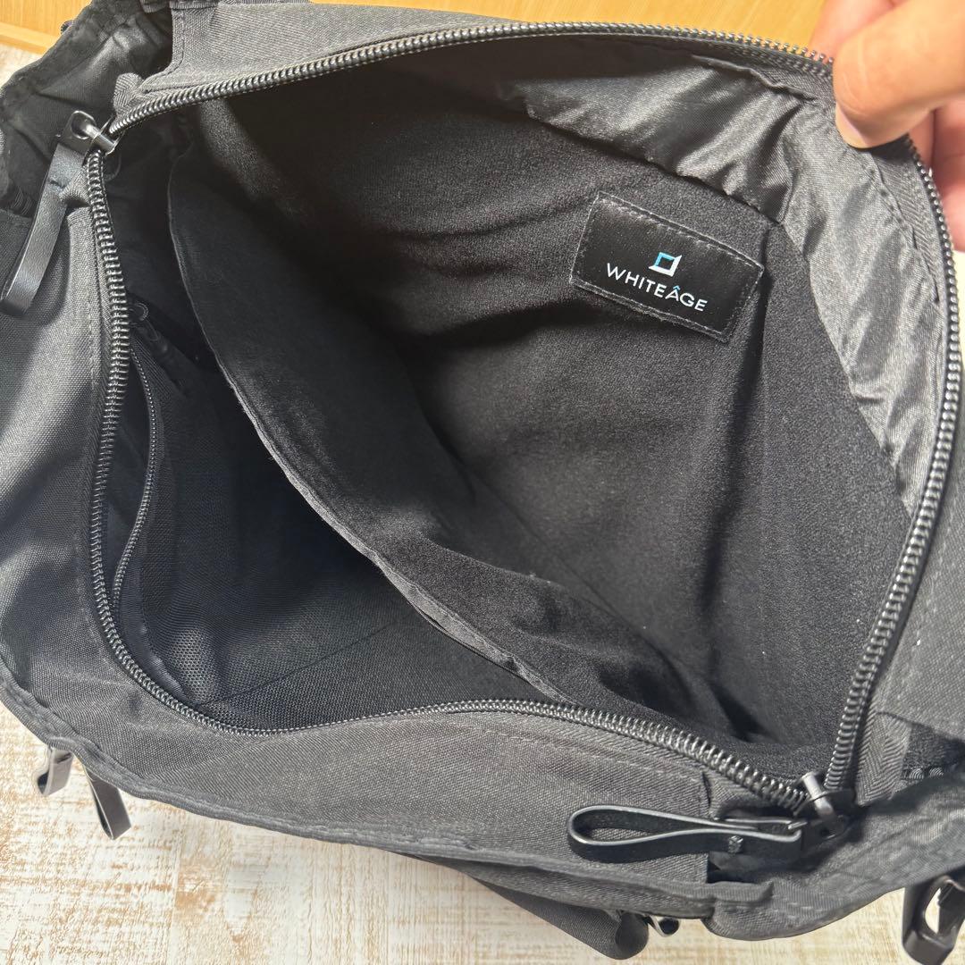 WHITEAGEホワイタージュMOD.NAVYMessenger バッグ