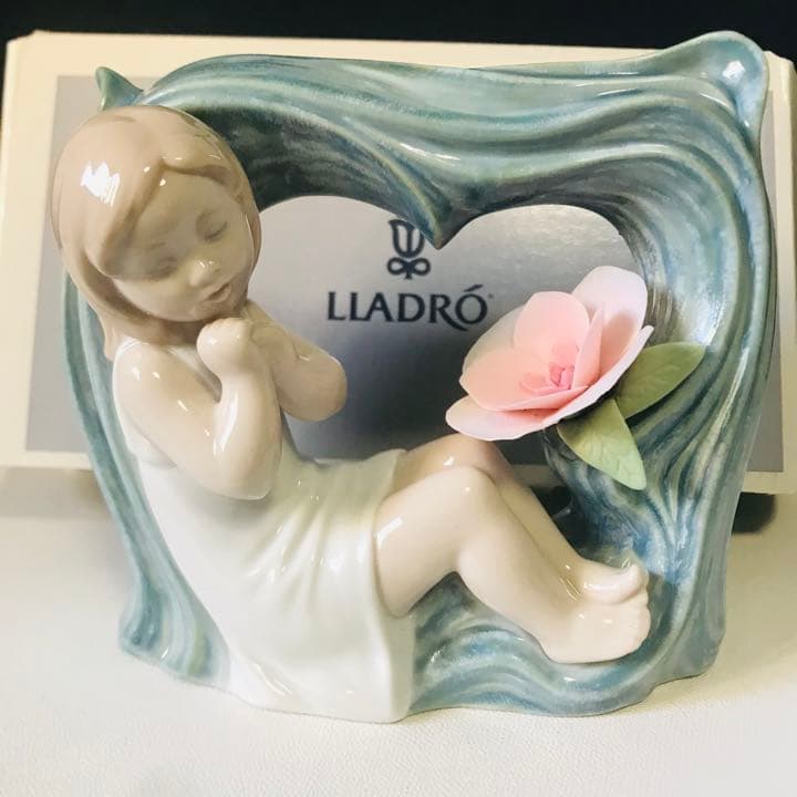 リヤドロ  幸福な夢　新品未使用