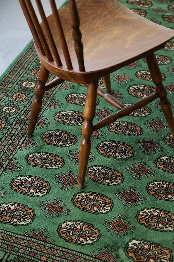 新品　大型ヴィンテージラグ　パキスタン絨毯（242×152cm）緑　茶　黒　黄