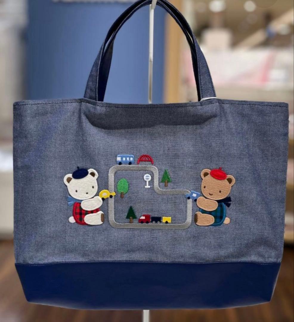 【完売品!!】新品未使用✨ファミリア　デニムトートバッグ　ラッピング袋付き