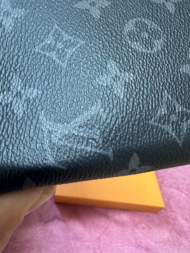 ルイ・ヴィトン　ジッピーウォレット