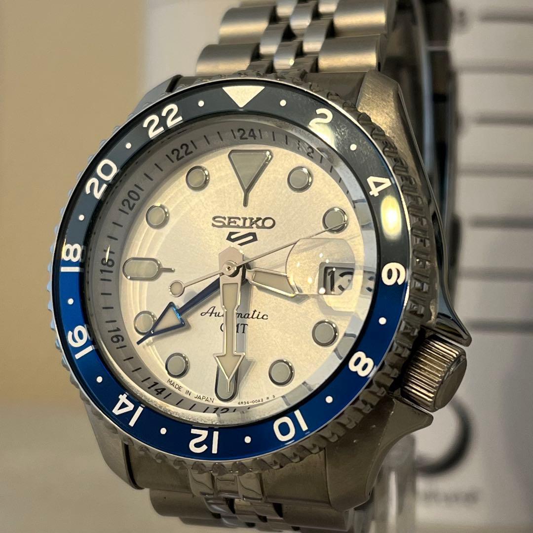 ほぼ新品　SBSC017 SEIKO 5スポーツ GMT 自動巻き