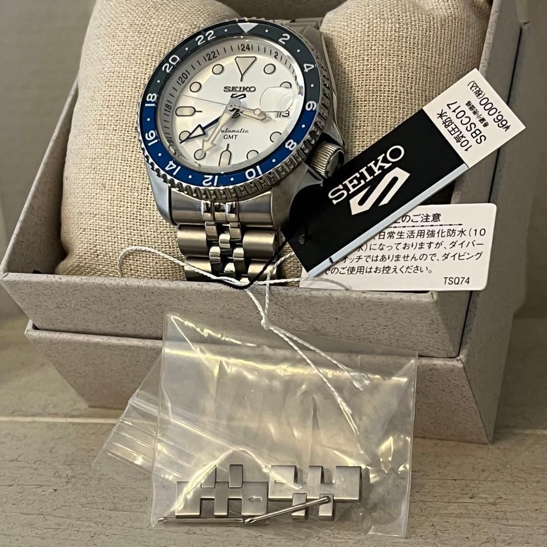 ほぼ新品　SBSC017 SEIKO 5スポーツ GMT 自動巻き