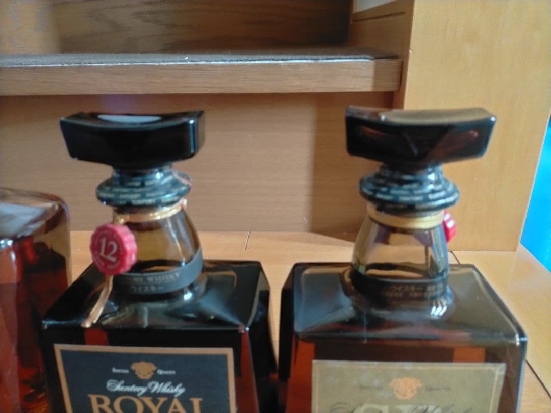 サントリー　ローヤル黒ラベル12年＆山崎15年モルト使用ボトル＋クレスト12年